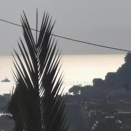 Δωμάτια σε οικογενειακή κατοικία Double With Great View Νίκαια